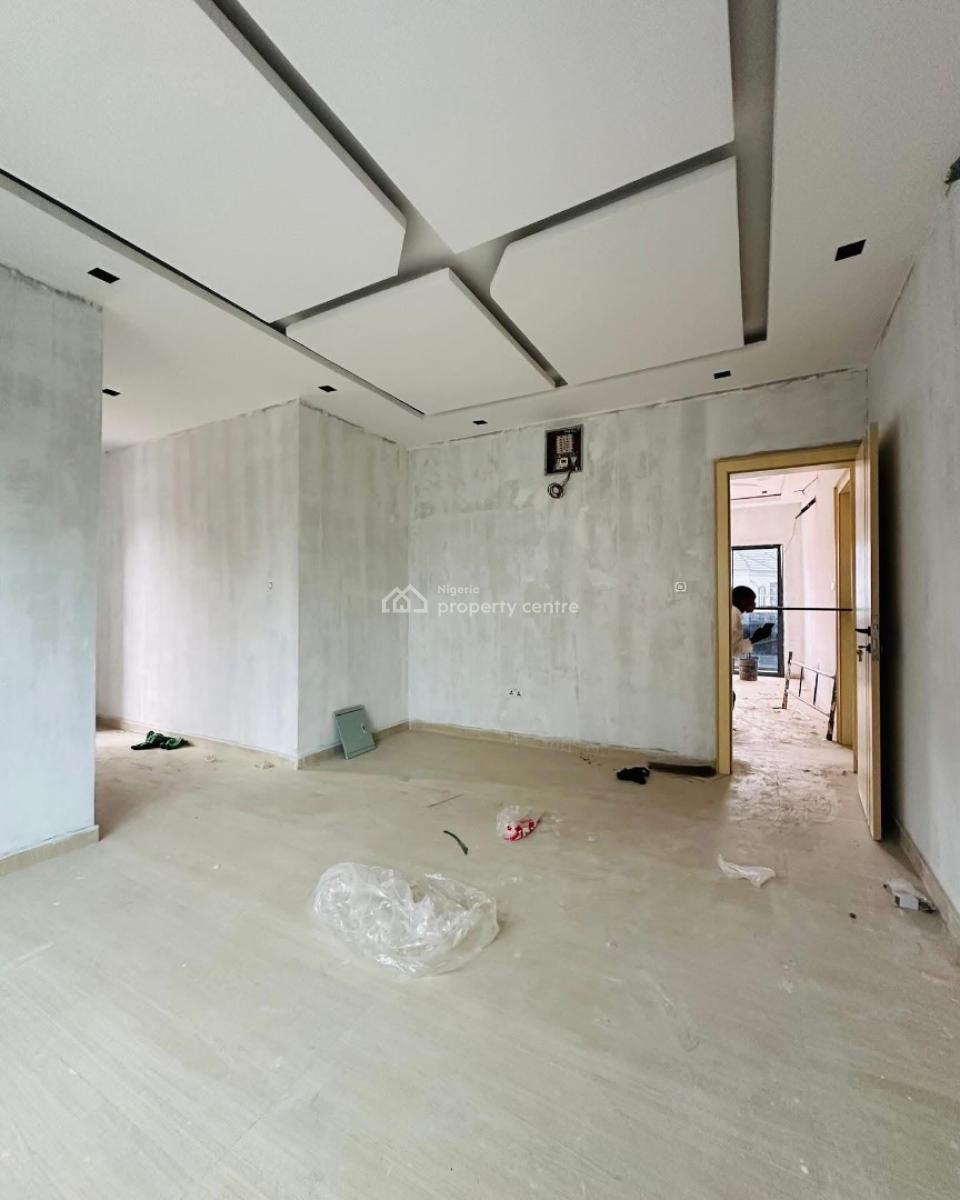 Classic 4 Bedroom with Personal Compound with Bq, Gbagada Phase 1, Gbagada, Lagos, Semi-detached Duplex for Sale