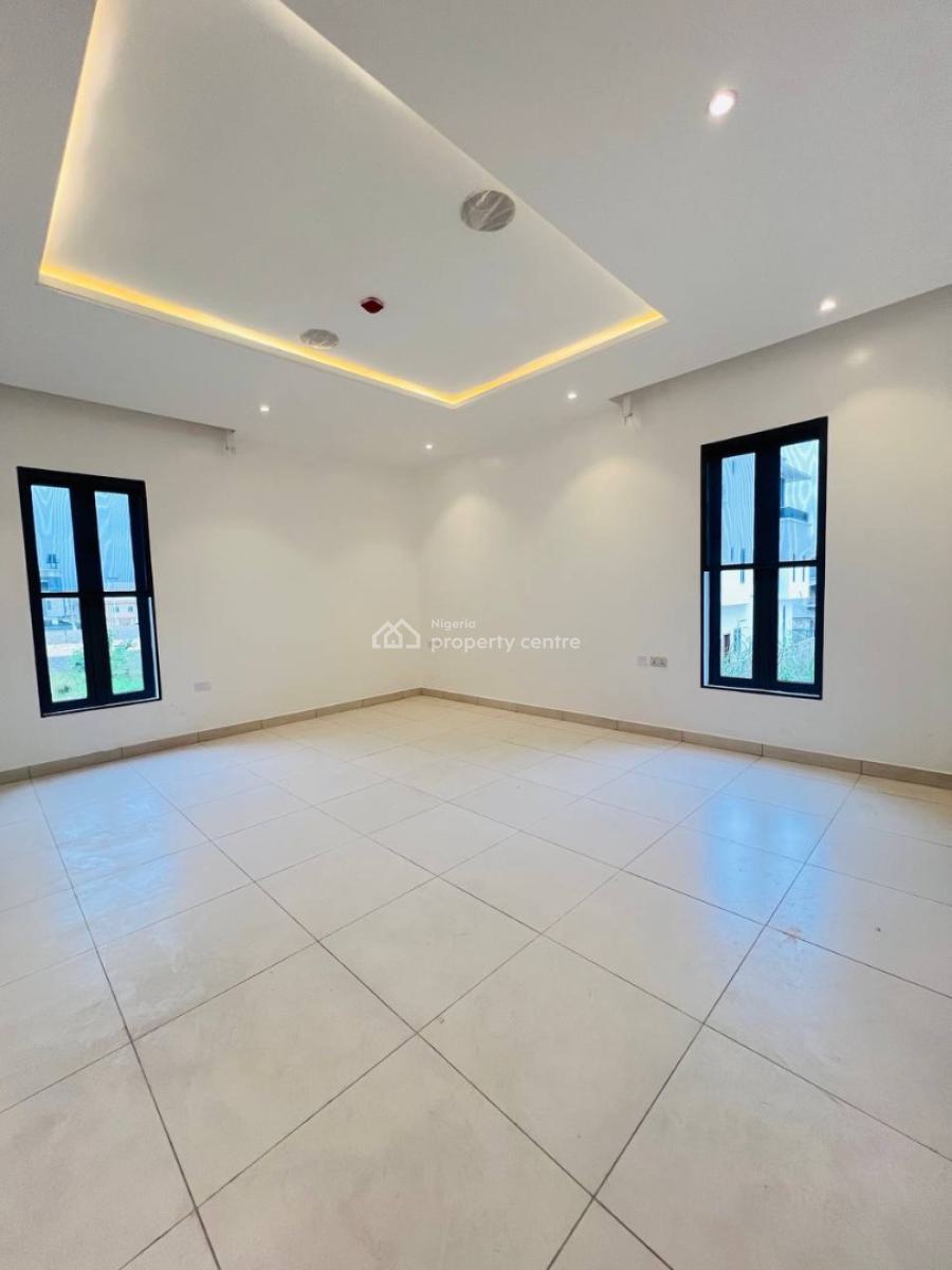 2 Bedroom Apartment + Bq, Ikate, Lekki, Lagos, Block of Flats for Sale