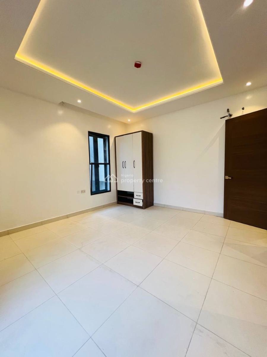 2 Bedroom Apartment + Bq, Ikate, Lekki, Lagos, Block of Flats for Sale
