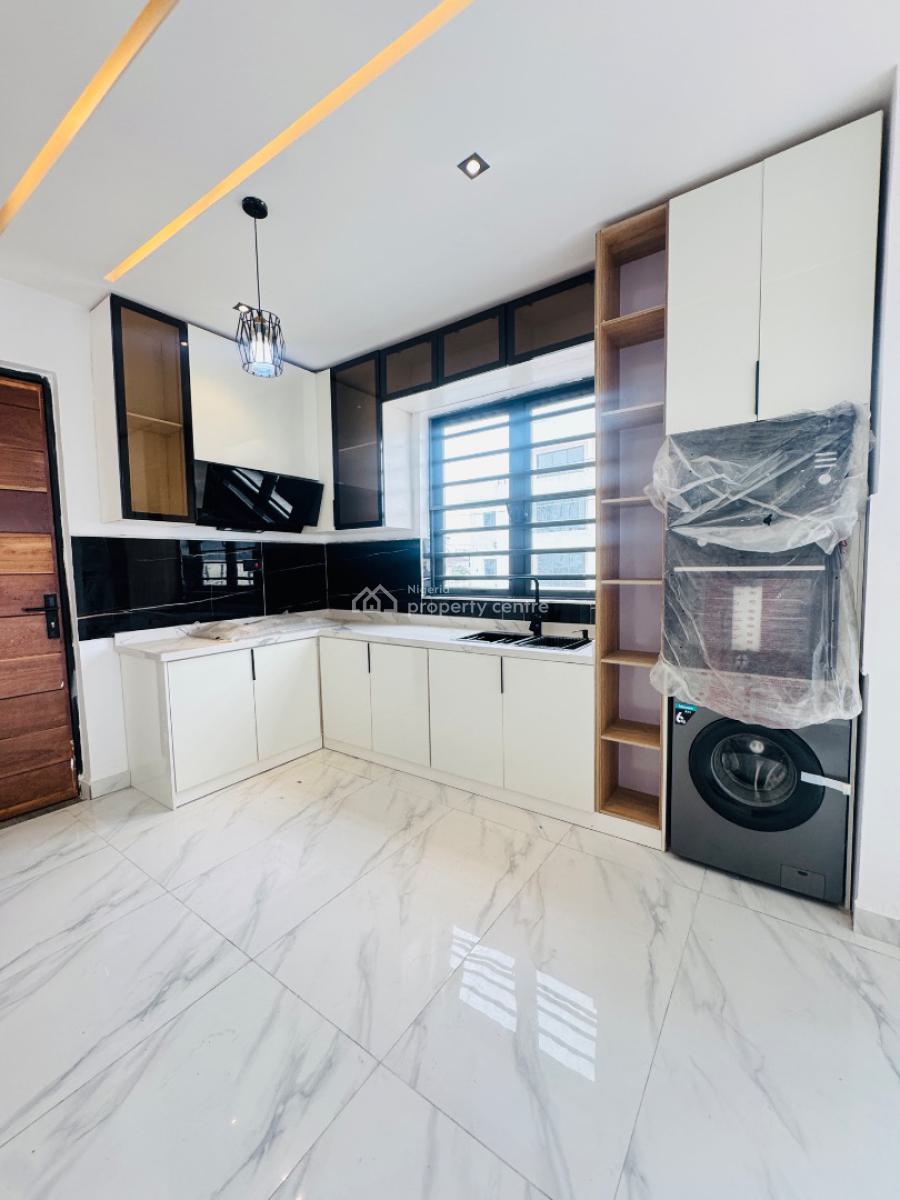 Newly Built Two Bedroom Apartment, Ikate, Lekki Phase 2, Lekki, Lagos, Flat / Apartment for Sale