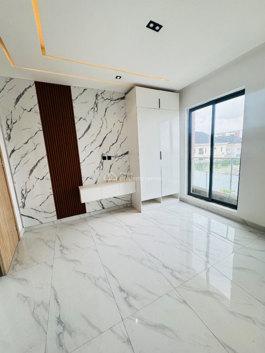 Newly Built Two Bedroom Apartment, Ikate, Lekki Phase 2, Lekki, Lagos, Flat / Apartment for Sale