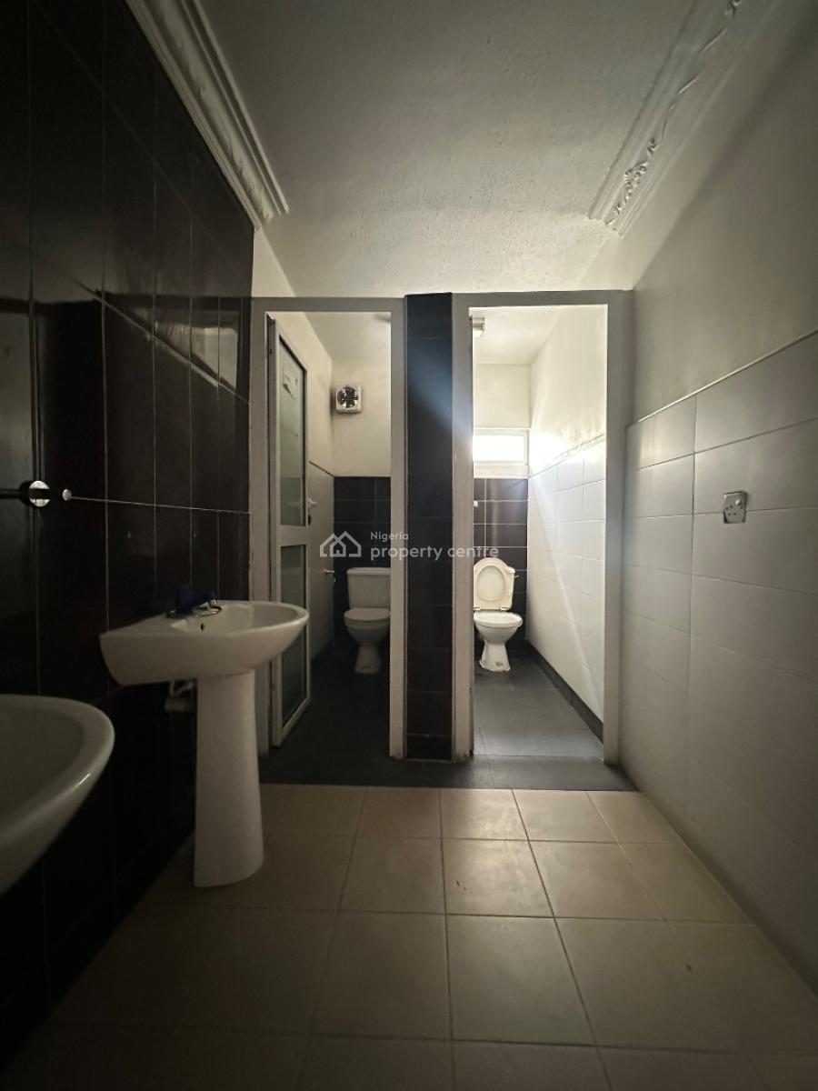 Contemporary 4 Bedroom Semi Detached Duplex with 2 Bq, Lekki Phase 1, Lekki, Lagos, Semi-detached Duplex for Rent