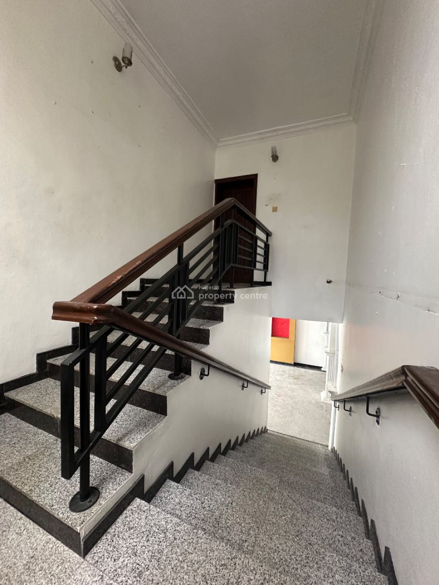 Contemporary 4 Bedroom Semi Detached Duplex with 2 Bq, Lekki Phase 1, Lekki, Lagos, Semi-detached Duplex for Rent