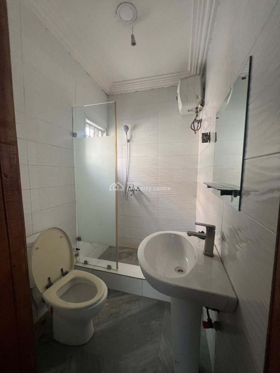 Well Maintained, Tastefully Finished 3 Bedroom Duplex, Off Freedom Way, Lekki Phase 1, Lekki, Lagos, Terraced Duplex for Rent