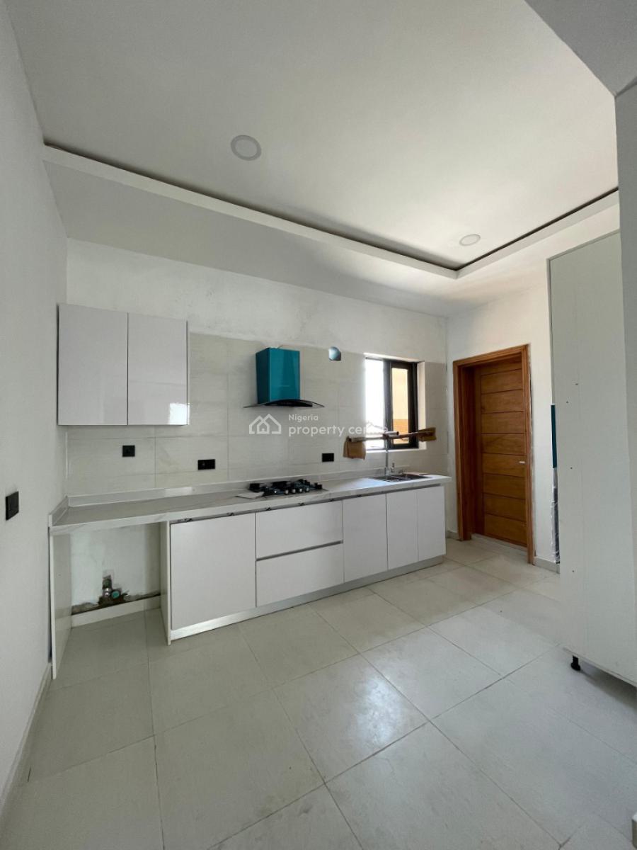 Brand New 2 Bedroom Apartment with Swimming Pool, Lekki Phase 1, Lekki, Lagos, Flat / Apartment for Rent