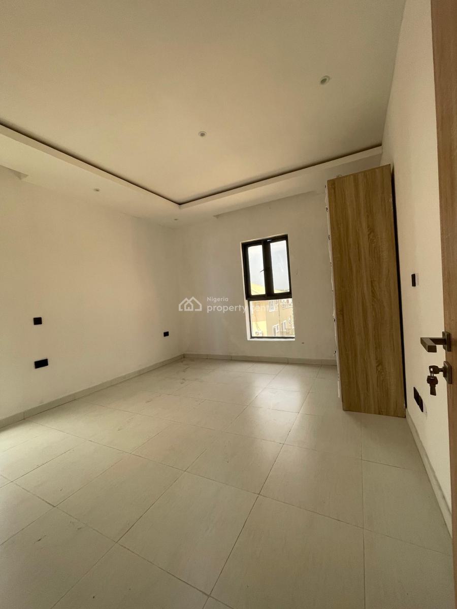 Brand New 2 Bedroom Apartment with Swimming Pool, Lekki Phase 1, Lekki, Lagos, Flat / Apartment for Rent