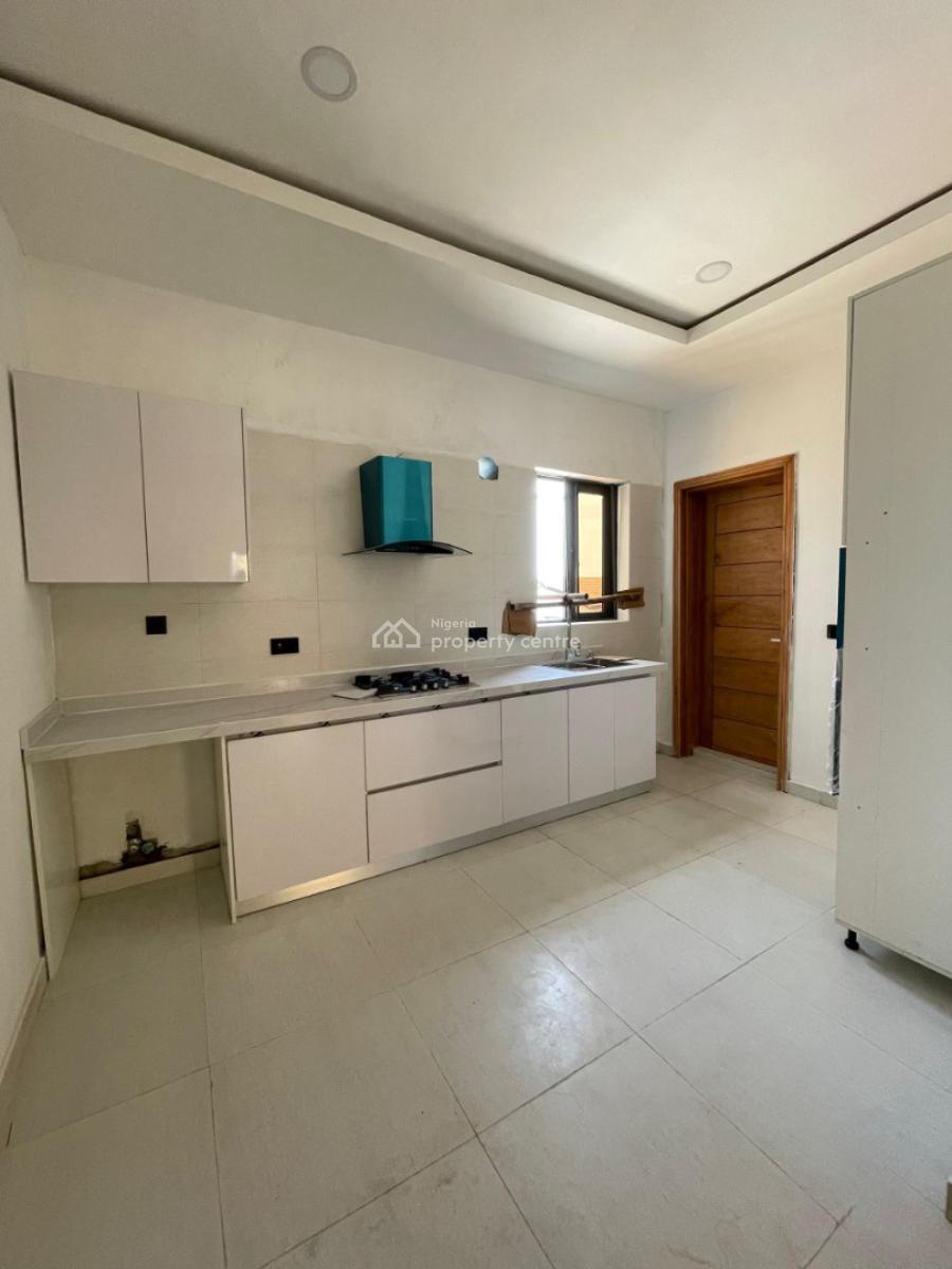 Brand New 2 Bedroom Apartment with Swimming Pool, Lekki Phase 1, Lekki, Lagos, Flat / Apartment for Rent