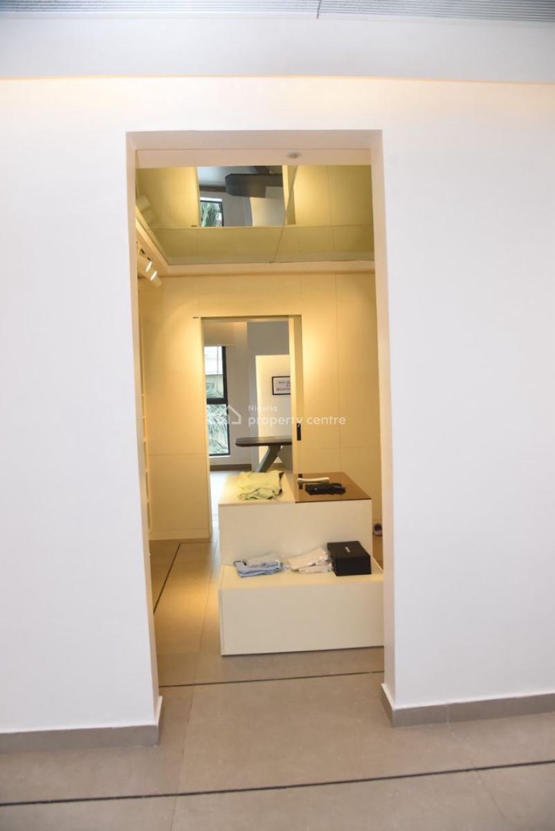 Luxury 3 Bedroom Penthouse + 2 Rooms Bq, Victoria Island (vi), Lagos, Flat / Apartment for Sale