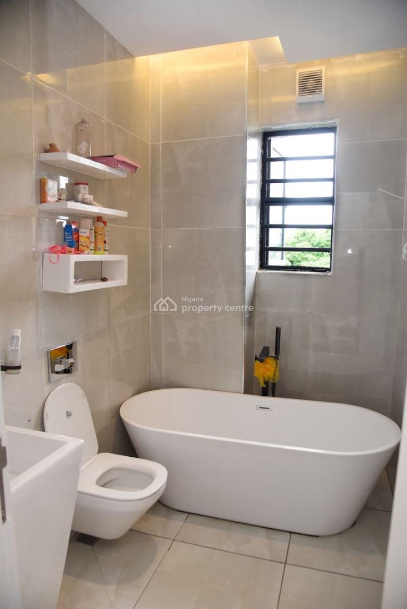 Luxury 3 Bedroom Penthouse + 2 Rooms Bq, Victoria Island (vi), Lagos, Flat / Apartment for Sale