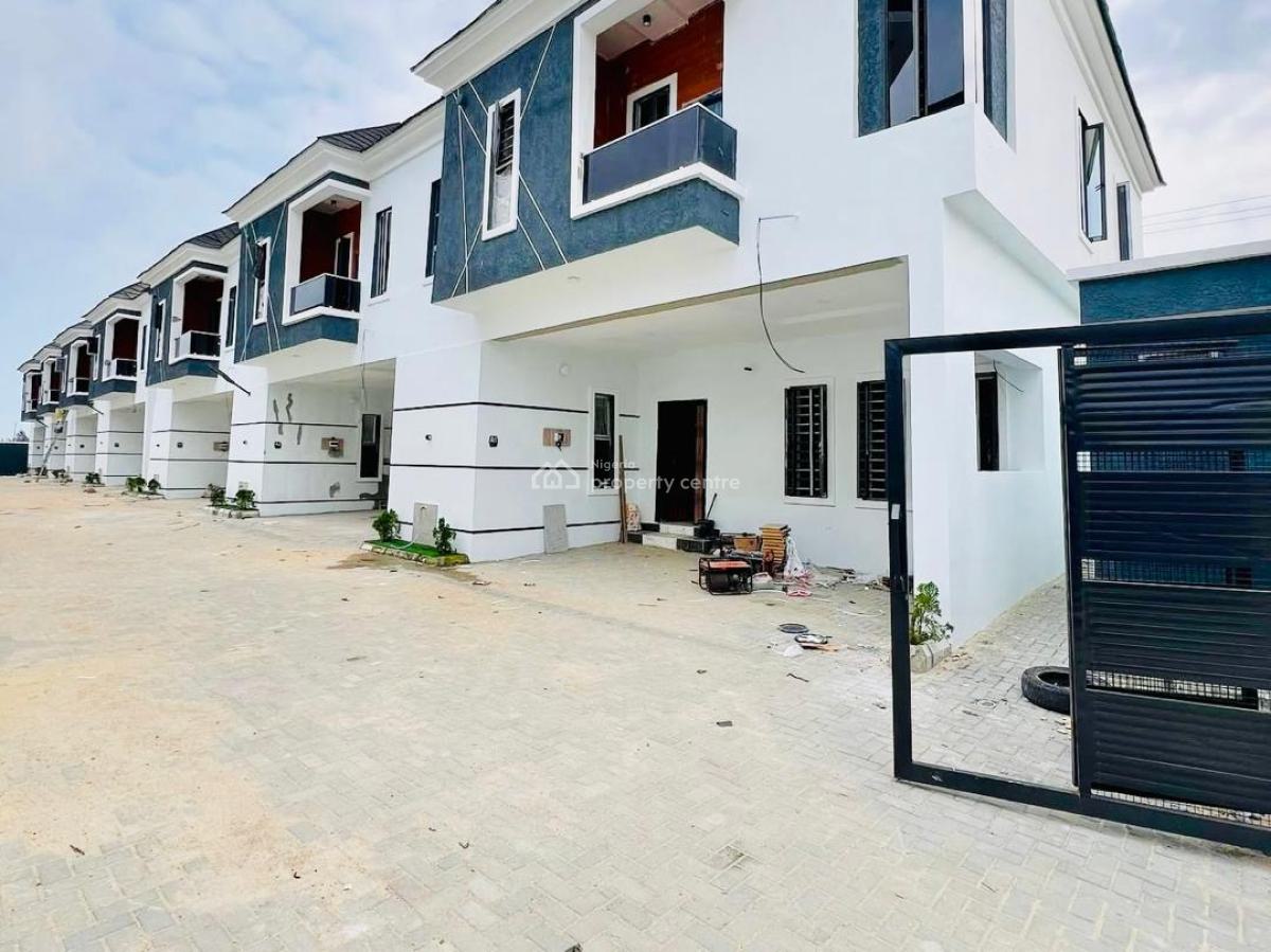 3bedroom Terrace Duplex, Mobil Road, Lekki, Lagos, Terraced Duplex for Sale