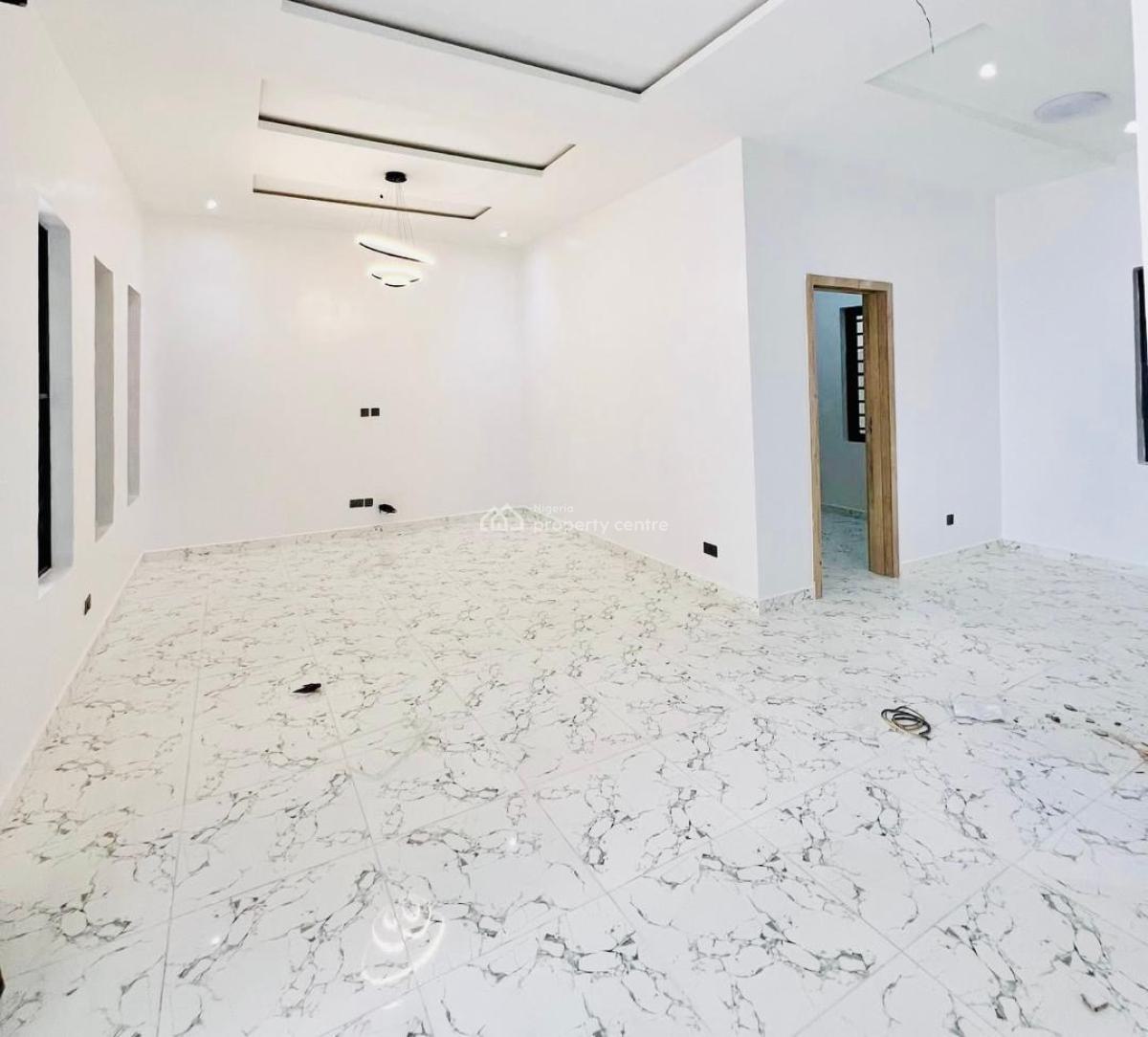 3bedroom Terrace Duplex, Mobil Road, Lekki, Lagos, Terraced Duplex for Sale