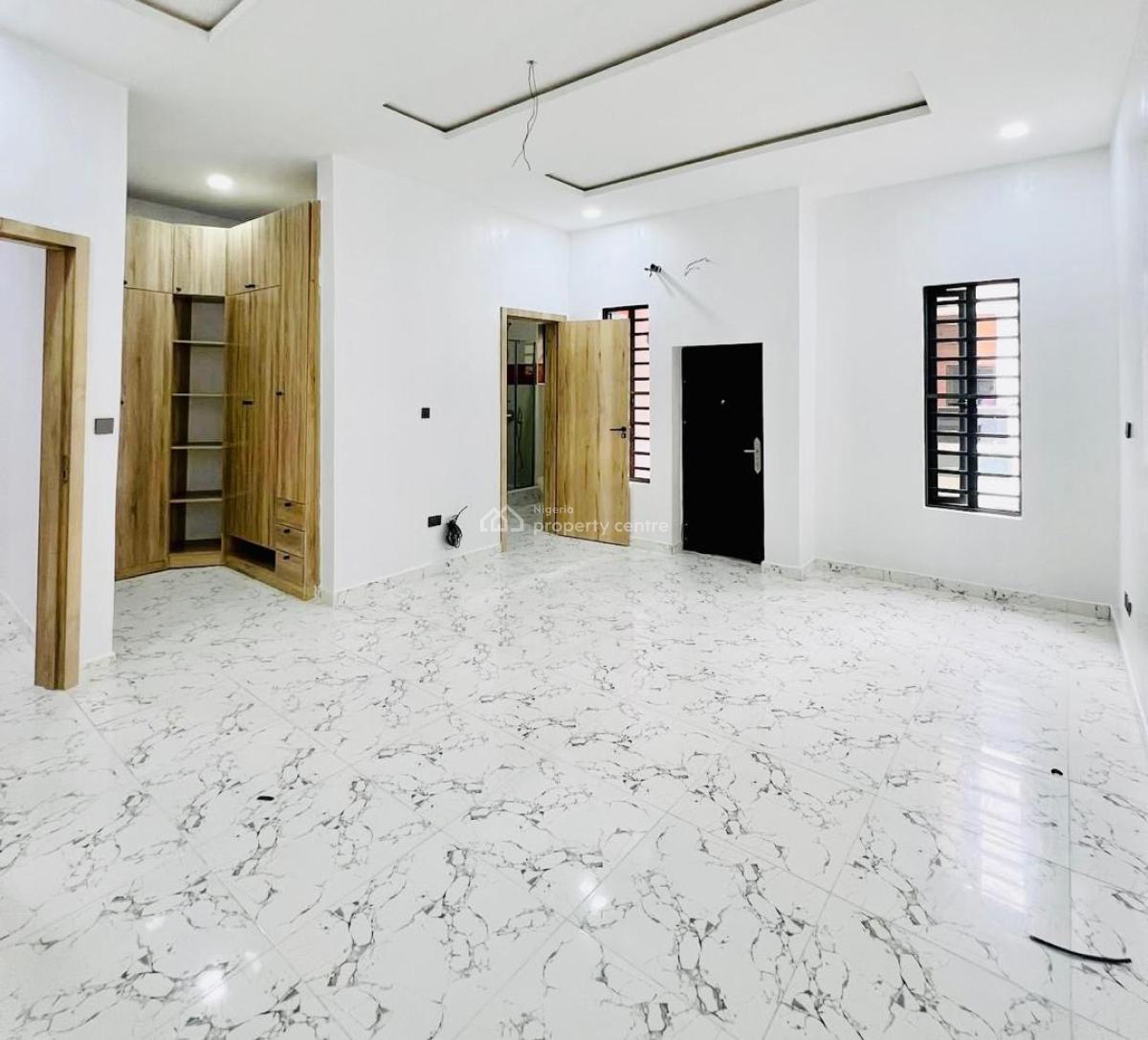 3bedroom Terrace Duplex, Mobil Road, Lekki, Lagos, Terraced Duplex for Sale