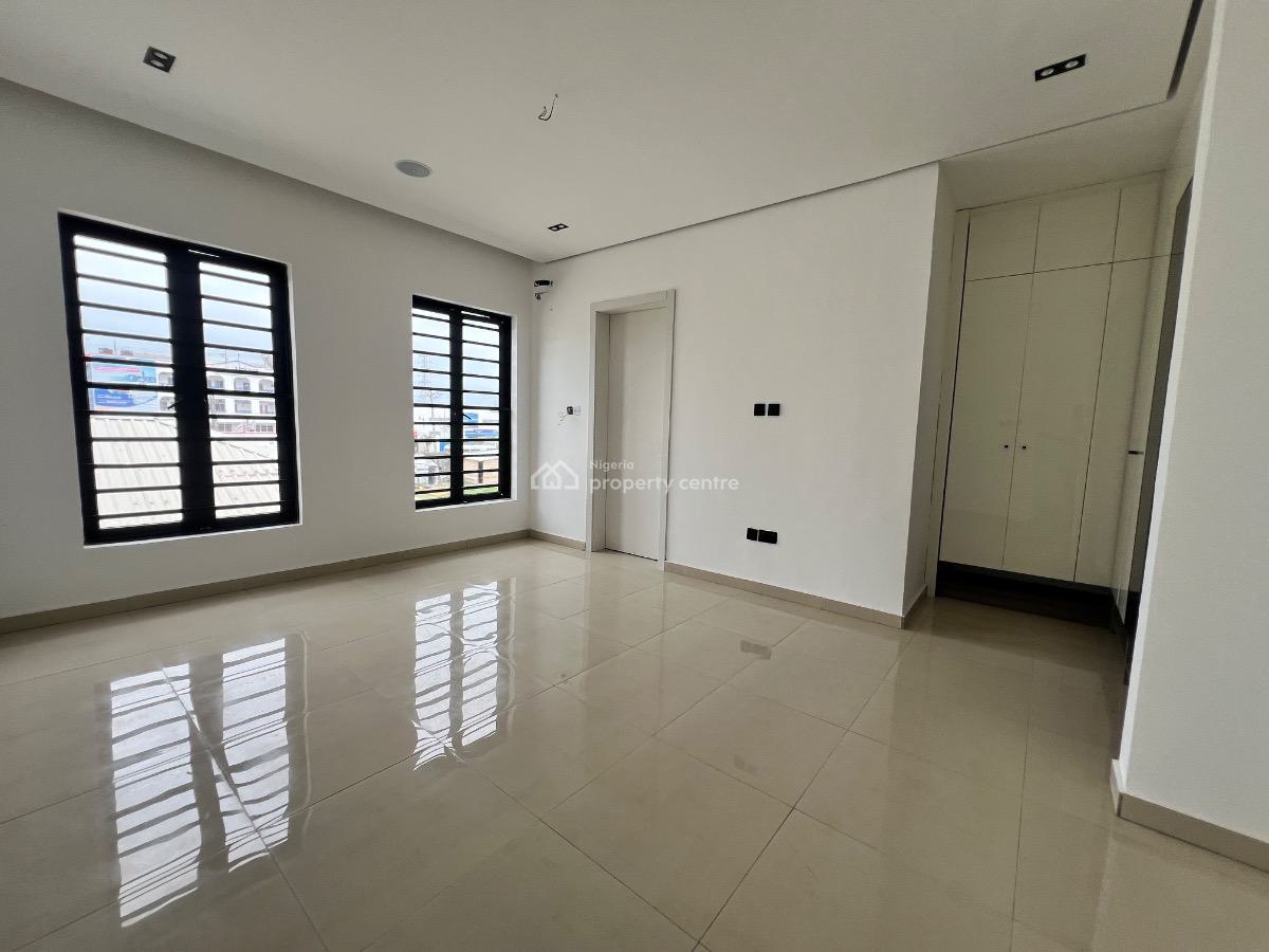 Newly Built 2 Bedroom Luxury Apartment with Swimming Pool, Lekki Phase 1, Lekki, Lagos, Flat / Apartment for Sale