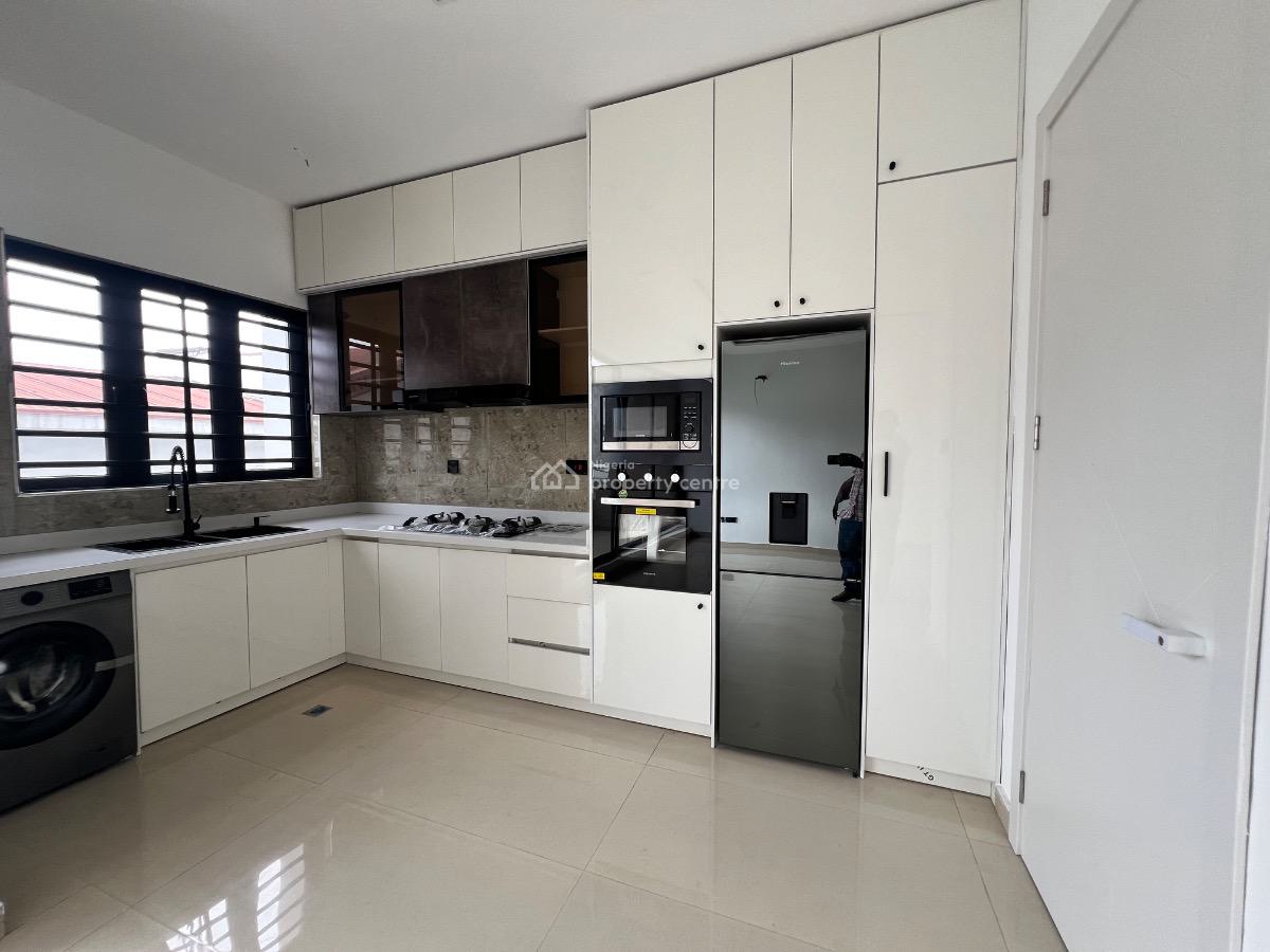 Newly Built 2 Bedroom Luxury Apartment with Swimming Pool, Lekki Phase 1, Lekki, Lagos, Flat / Apartment for Sale