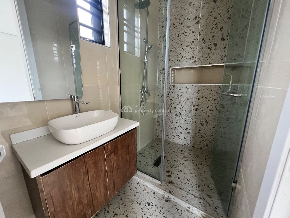 Newly Built 2 Bedroom Luxury Apartment with Swimming Pool, Lekki Phase 1, Lekki, Lagos, Flat / Apartment for Sale