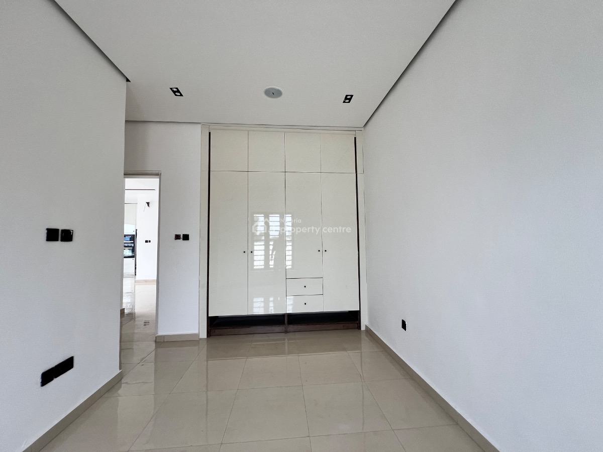 Newly Built 2 Bedroom Luxury Apartment with Swimming Pool, Lekki Phase 1, Lekki, Lagos, Flat / Apartment for Sale