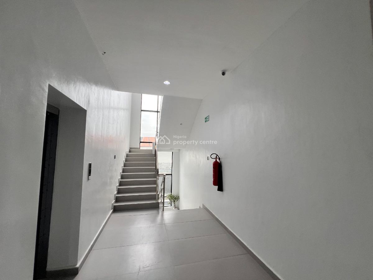 Newly Built 2 Bedroom Luxury Apartment with Swimming Pool, Lekki Phase 1, Lekki, Lagos, Flat / Apartment for Sale