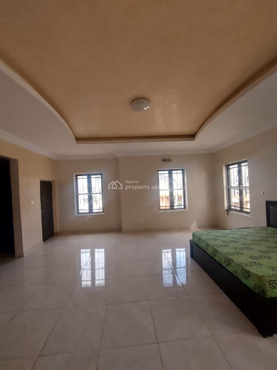 Neatly Used Spacious 4bedroom Full-detached Duplex with 2bedroom Flat, Gra Phase 2, Magodo, Lagos, Detached Duplex for Sale