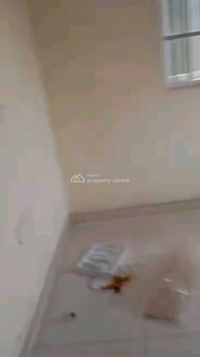 a Luxury 2-bedroom with 1 Master Bedroom and Extra One Toilet and Bath, Off Goodluck Street, Ori-oke, Ogudu, Lagos, Flat / Apartment for Rent