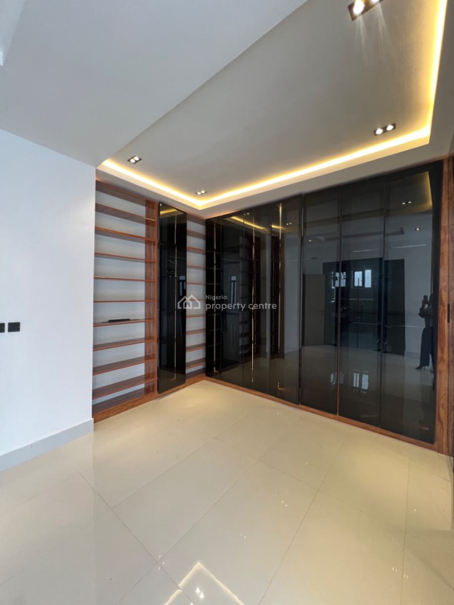 5 Bedroom Fully Detached with Box Room and Pool, Ajah, Lagos, Detached Duplex for Sale