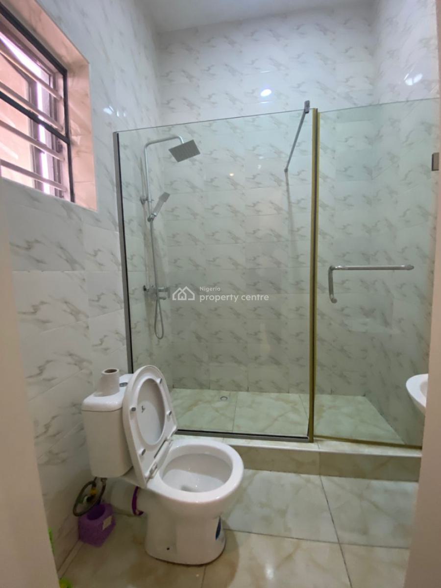 Luxury Single Rooms with Shared Fully Fitted Kitchen, Oral Extension Lekki Lagos, Lekki, Lagos, Flat / Apartment for Rent