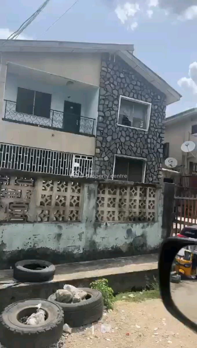 a Solid Block of 4 Flats of 2 Numbers of 3 Bedroom Flat, Obanikoro, Shomolu, Lagos, Block of Flats for Sale