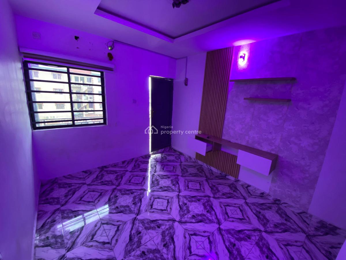 Lovely Selfcontain, Shomolu, Shomolu, Lagos, Self Contain (single Rooms) for Rent