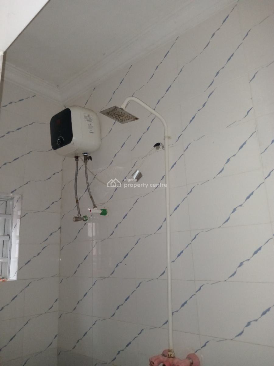 Spacious Room and Parlour, Ogombo on a Tared Road, Ajah, Lagos, Mini Flat (room and Parlour) for Rent