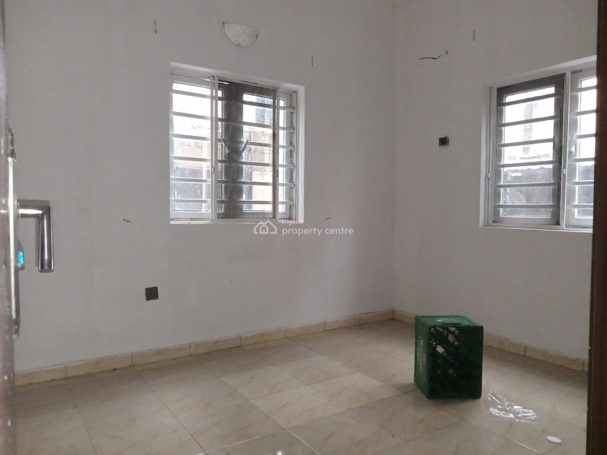Spacious Room and Parlour, Ogombo on a Tared Road, Ajah, Lagos, Mini Flat (room and Parlour) for Rent