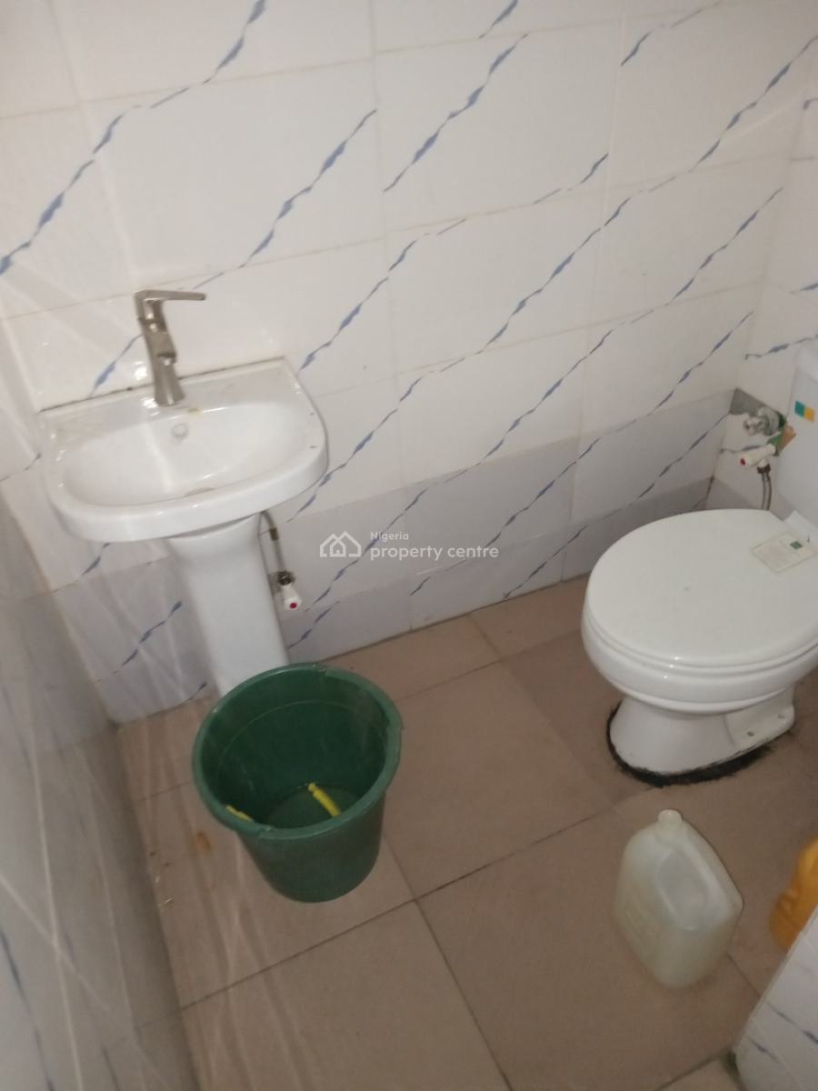 Spacious Room and Parlour, Ogombo on a Tared Road, Ajah, Lagos, Mini Flat (room and Parlour) for Rent