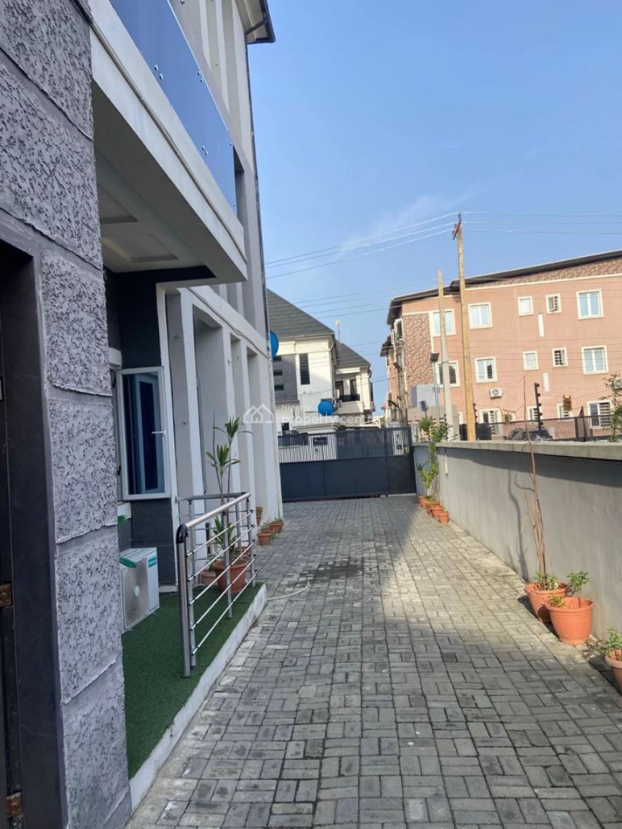 3 Bedroom Duplex with Private Gated Compound, Osapa, Lekki, Lagos, Detached Duplex for Sale
