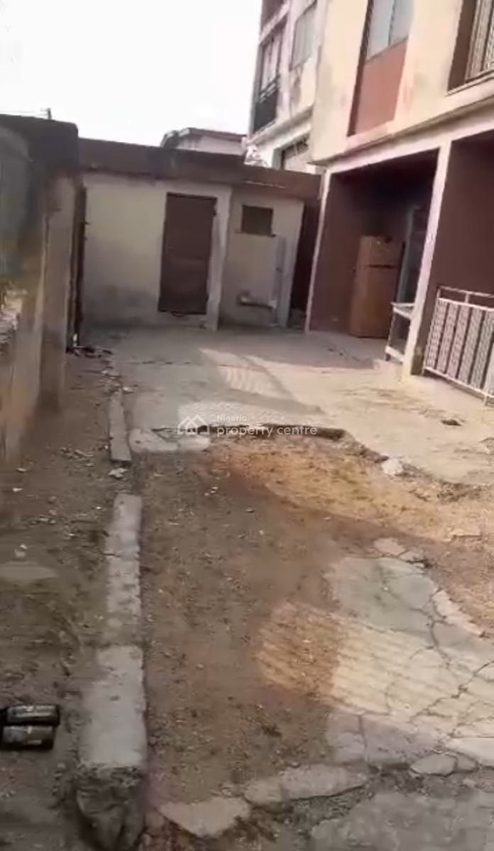 Block of Flat, Iyana Ipaja, Ipaja, Lagos, Block of Flats for Sale