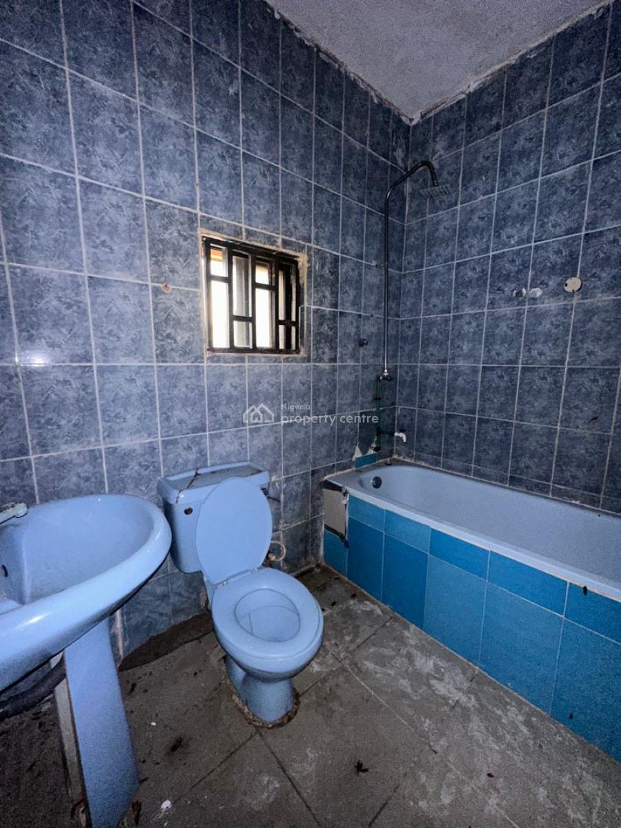 3 Bedroom  Apartment with Self Compound, Osapa, Lekki, Lagos, Flat / Apartment for Rent