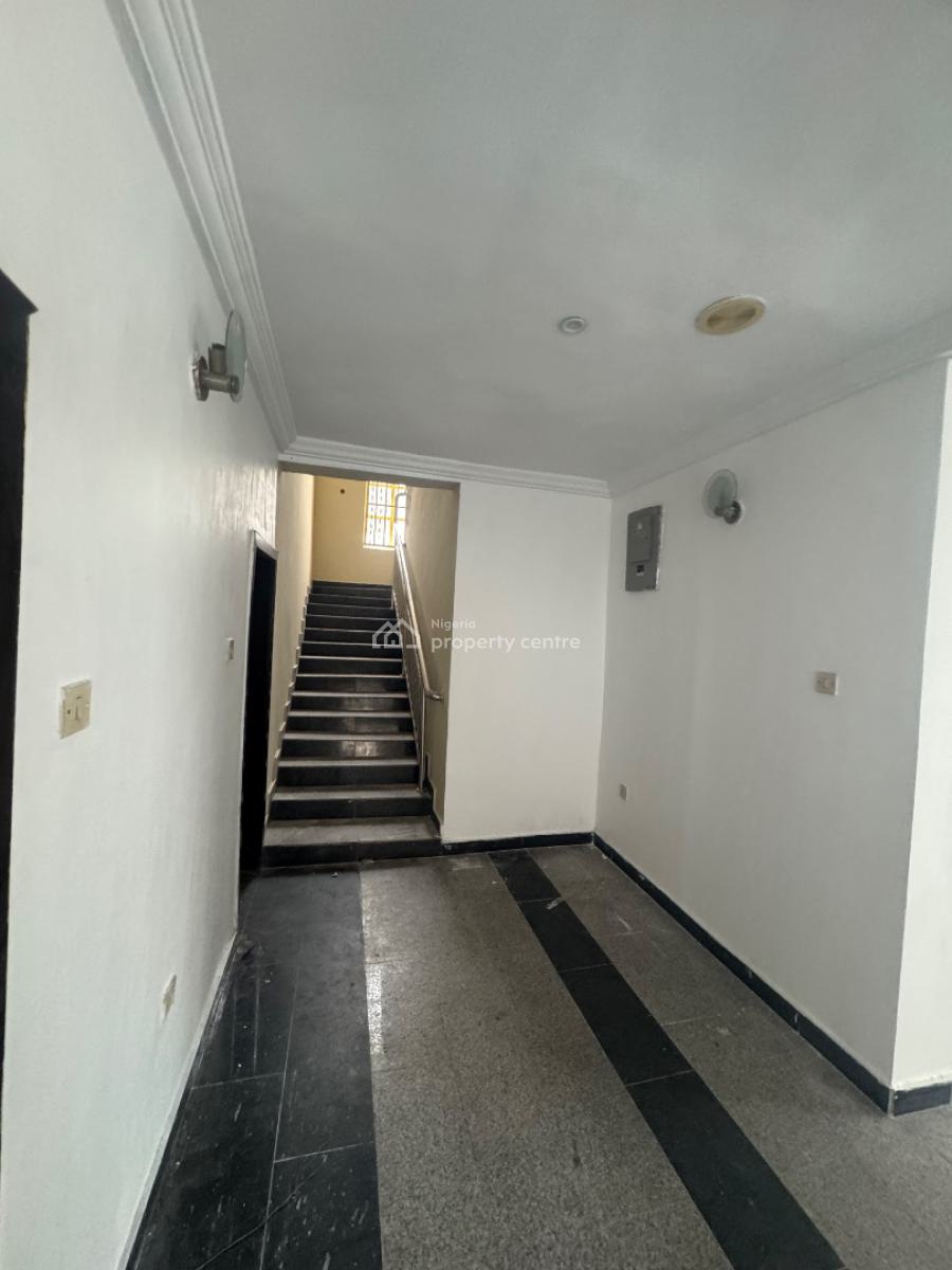 a Well Renovated 5 Bedrooms Spacious Fully Detached Duplex with Bq, By Dowel College, Lekki Phase 1, Lekki, Lagos, Detached Duplex for Rent