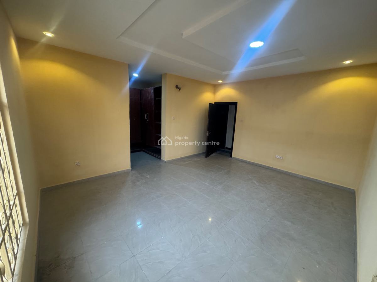 a Well Renovated 5 Bedrooms Spacious Fully Detached Duplex with Bq, By Dowel College, Lekki Phase 1, Lekki, Lagos, Detached Duplex for Rent