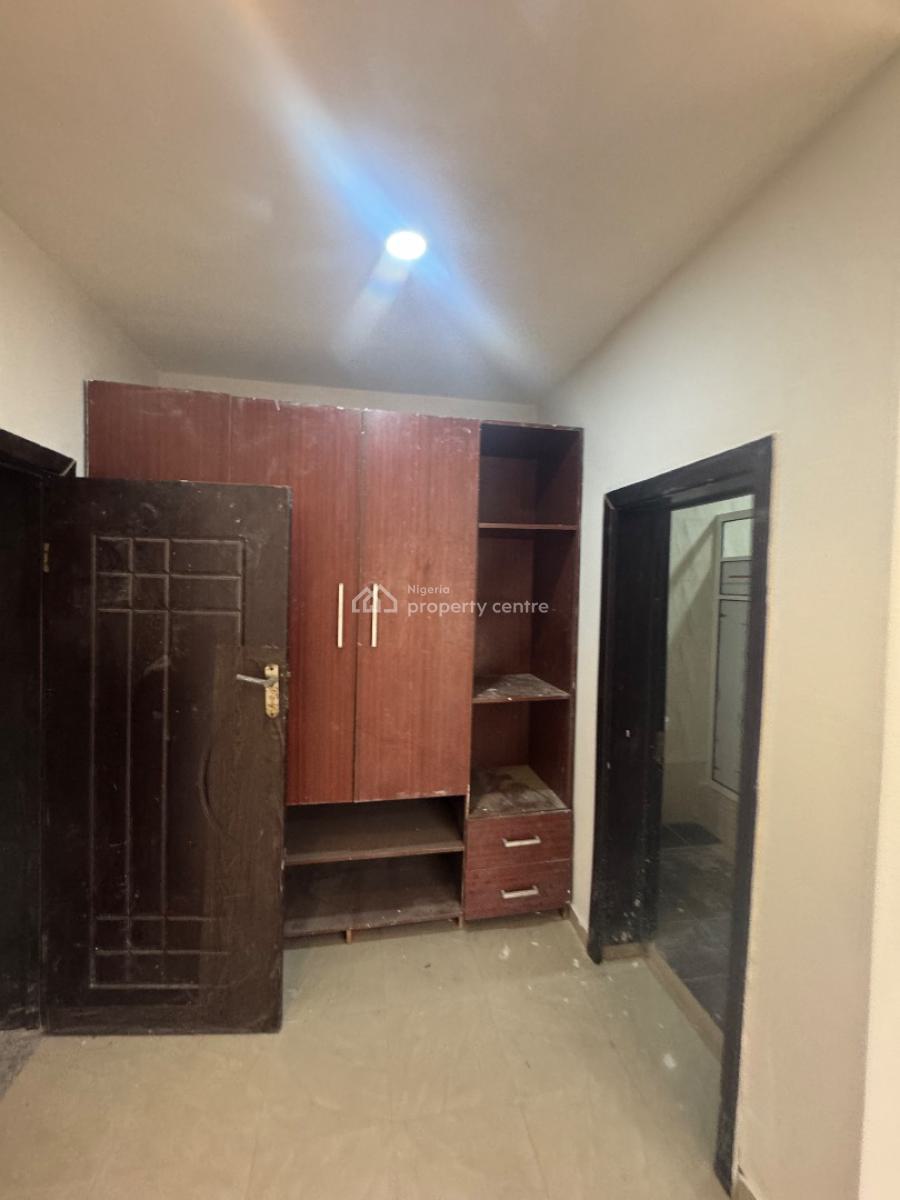 a Well Renovated 5 Bedrooms Spacious Fully Detached Duplex with Bq, By Dowel College, Lekki Phase 1, Lekki, Lagos, Detached Duplex for Rent