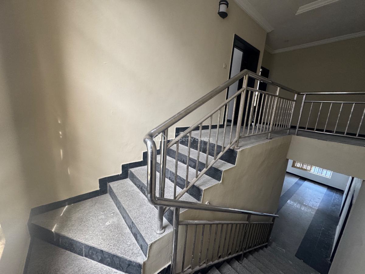 a Well Renovated 5 Bedrooms Spacious Fully Detached Duplex with Bq, By Dowel College, Lekki Phase 1, Lekki, Lagos, Detached Duplex for Rent