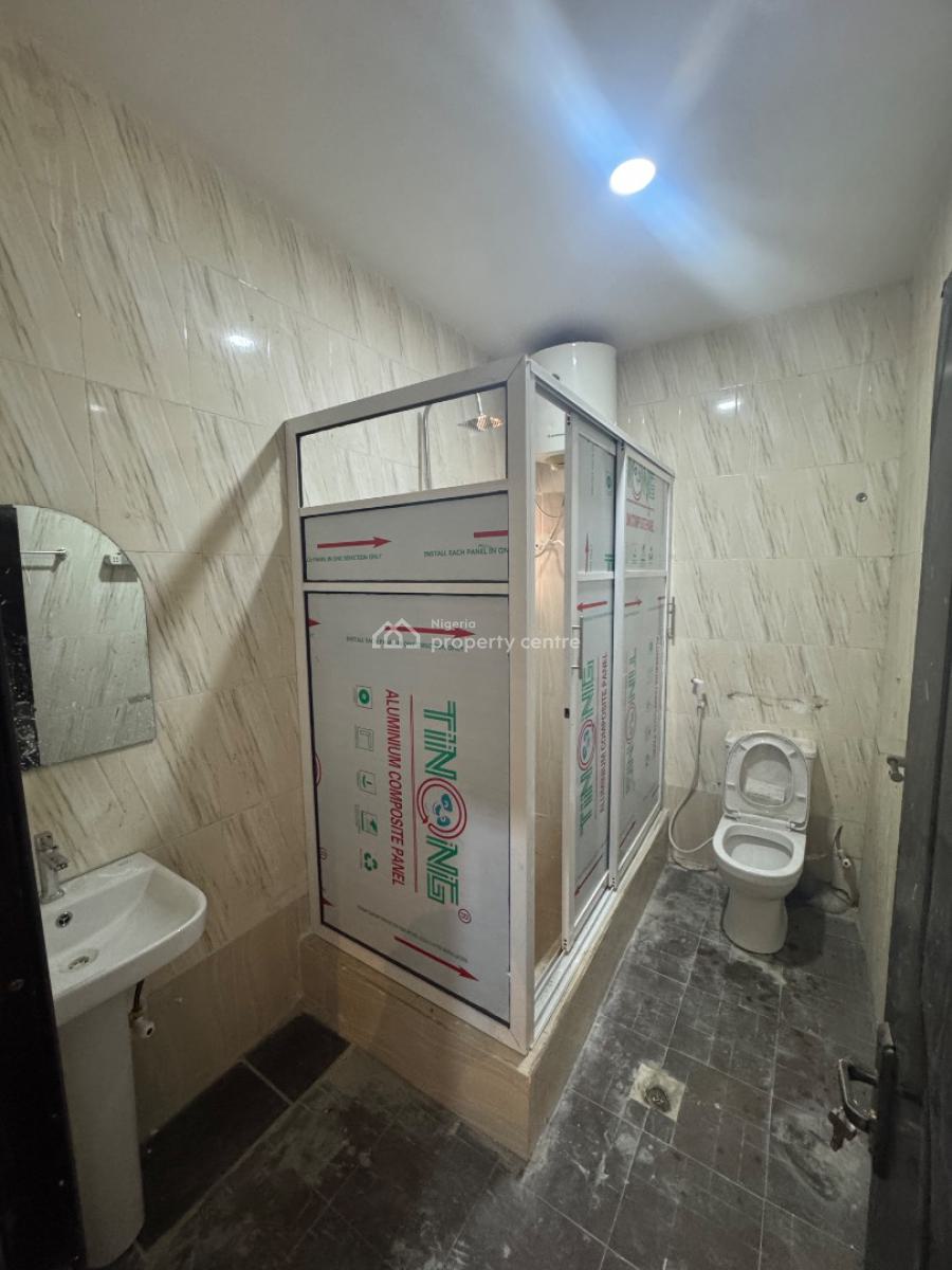 a Well Renovated 5 Bedrooms Spacious Fully Detached Duplex with Bq, By Dowel College, Lekki Phase 1, Lekki, Lagos, Detached Duplex for Rent