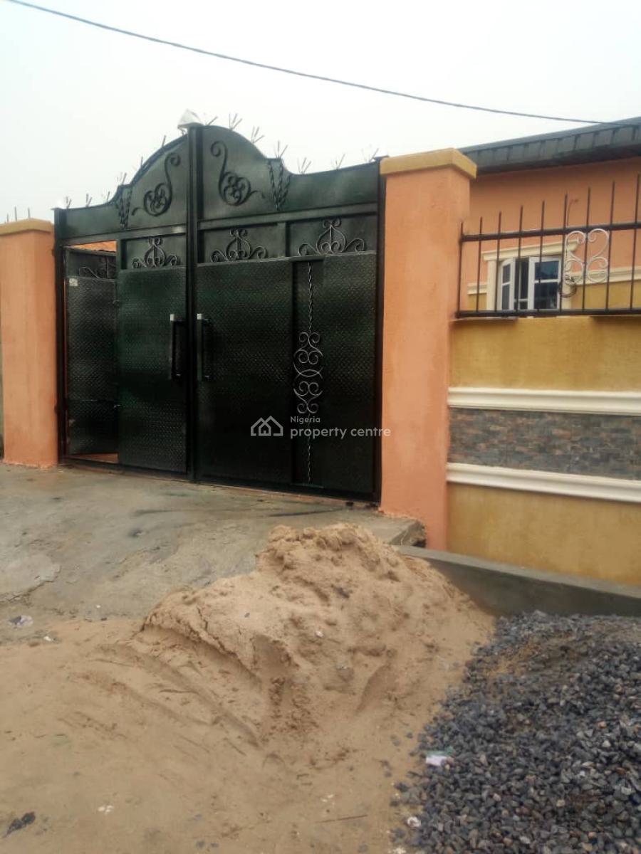 4 Unit of Standard Room and Parlor Self Contained, Oribanwa, Ibeju Lekki, Lagos, Flat / Apartment for Sale