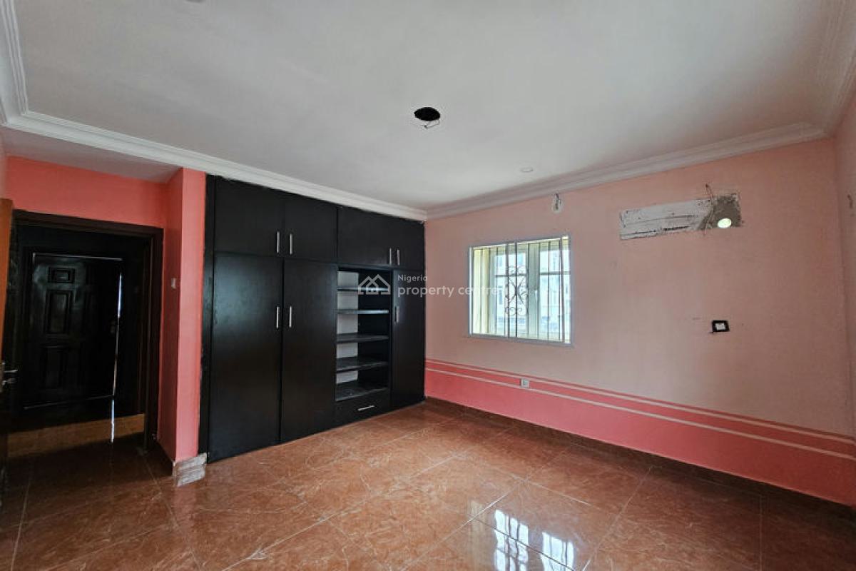 Well Finished 3 Bedroom Flat, Gra, Ikota, Lekki, Lagos, Flat / Apartment for Rent
