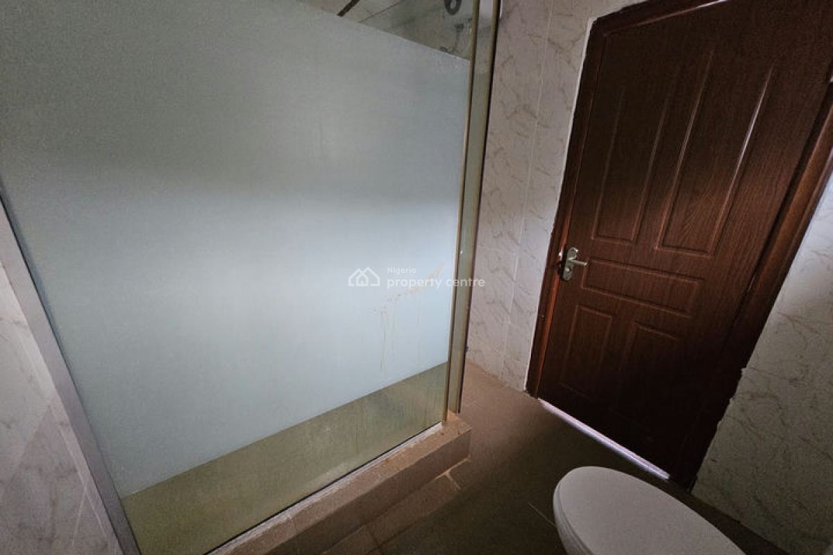 Well Finished 3 Bedroom Flat, Gra, Ikota, Lekki, Lagos, Flat / Apartment for Rent