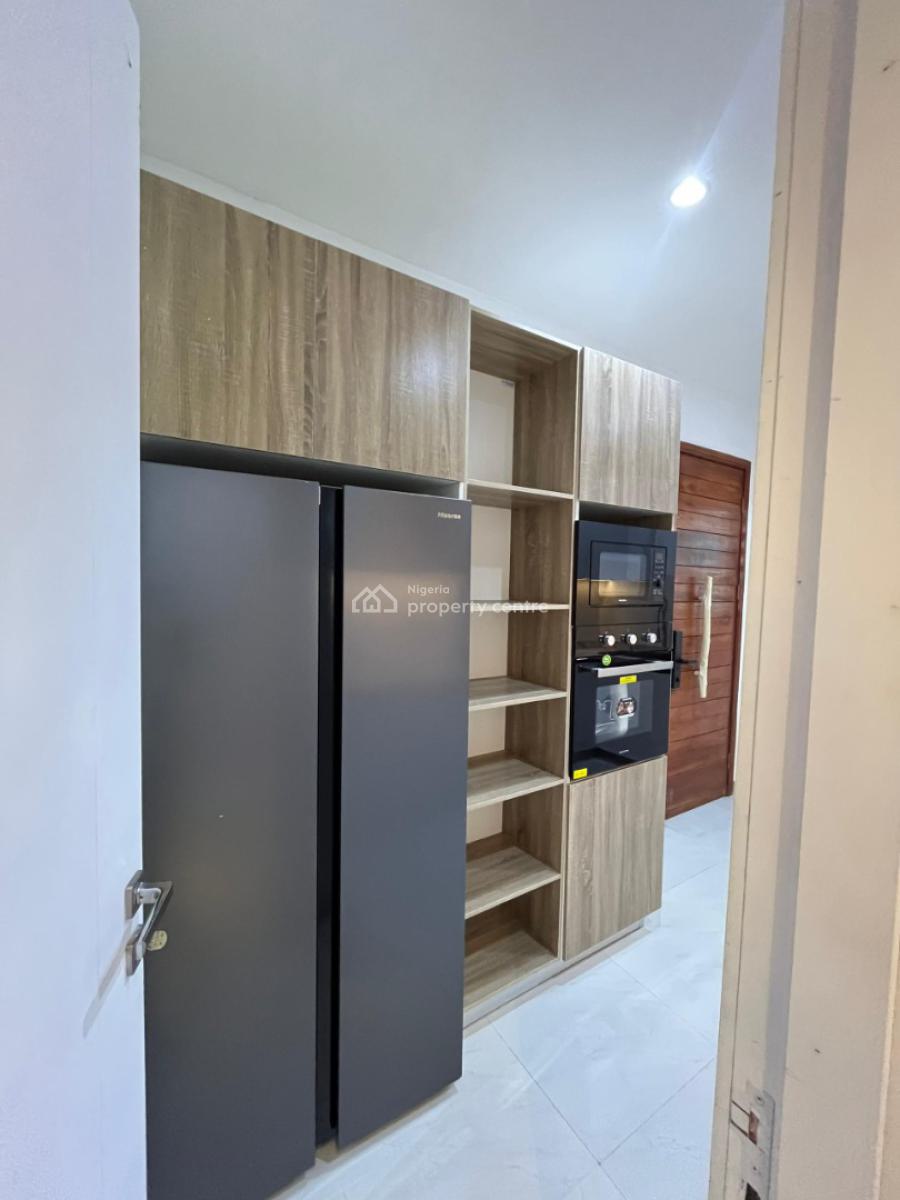 4 Bedroom Massionette., Lekki Phase 1, Lekki, Lagos, Flat / Apartment for Rent