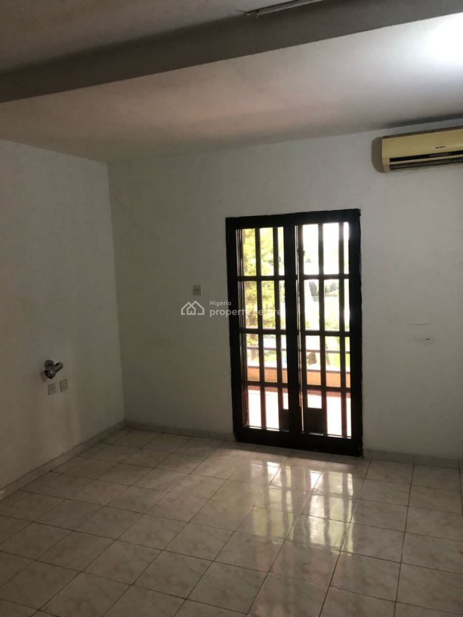 4 Bedroom Apartment with Swimming Pool, Gym, Garden.(expatriates Only), Off Idejo Street, Victoria Island (vi), Lagos, Flat / Apartment for Rent