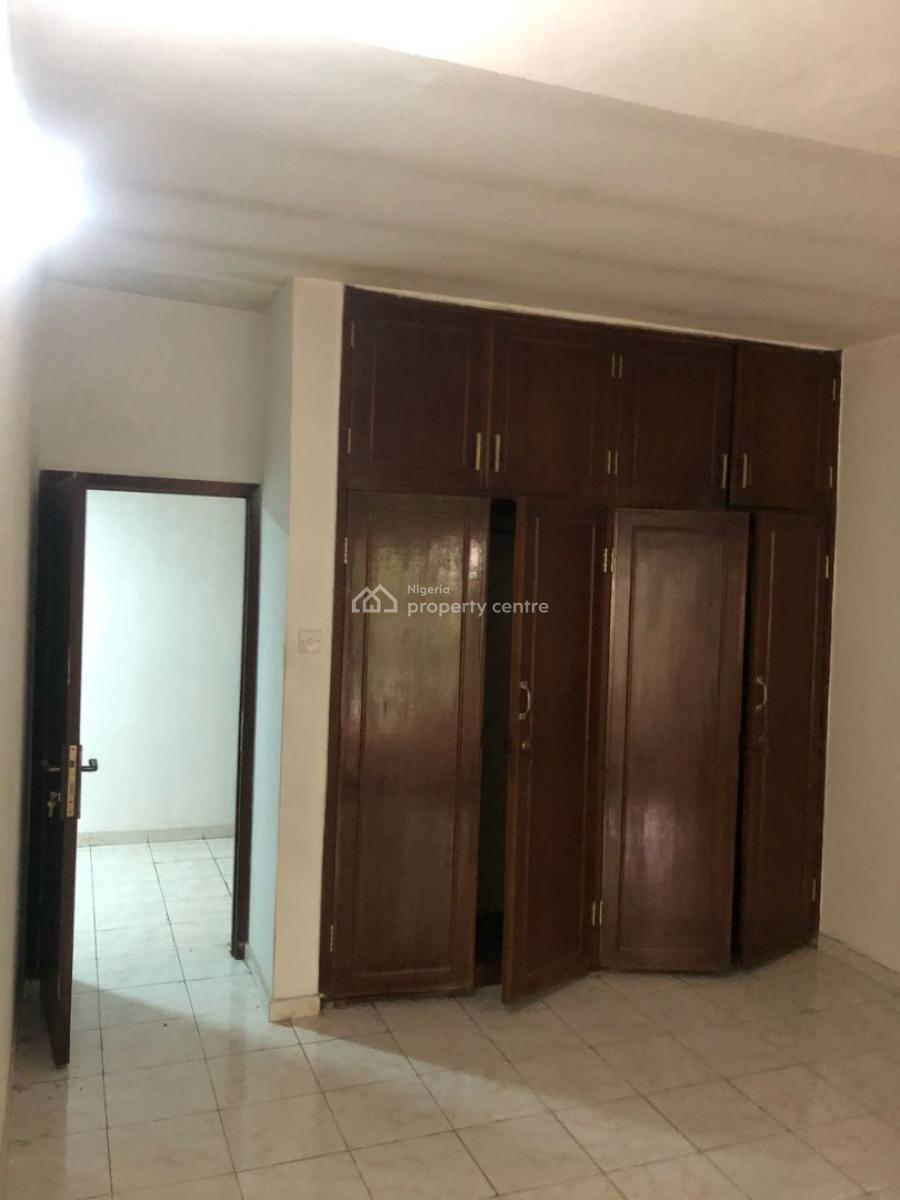 4 Bedroom Apartment with Swimming Pool, Gym, Garden.(expatriates Only), Off Idejo Street, Victoria Island (vi), Lagos, Flat / Apartment for Rent