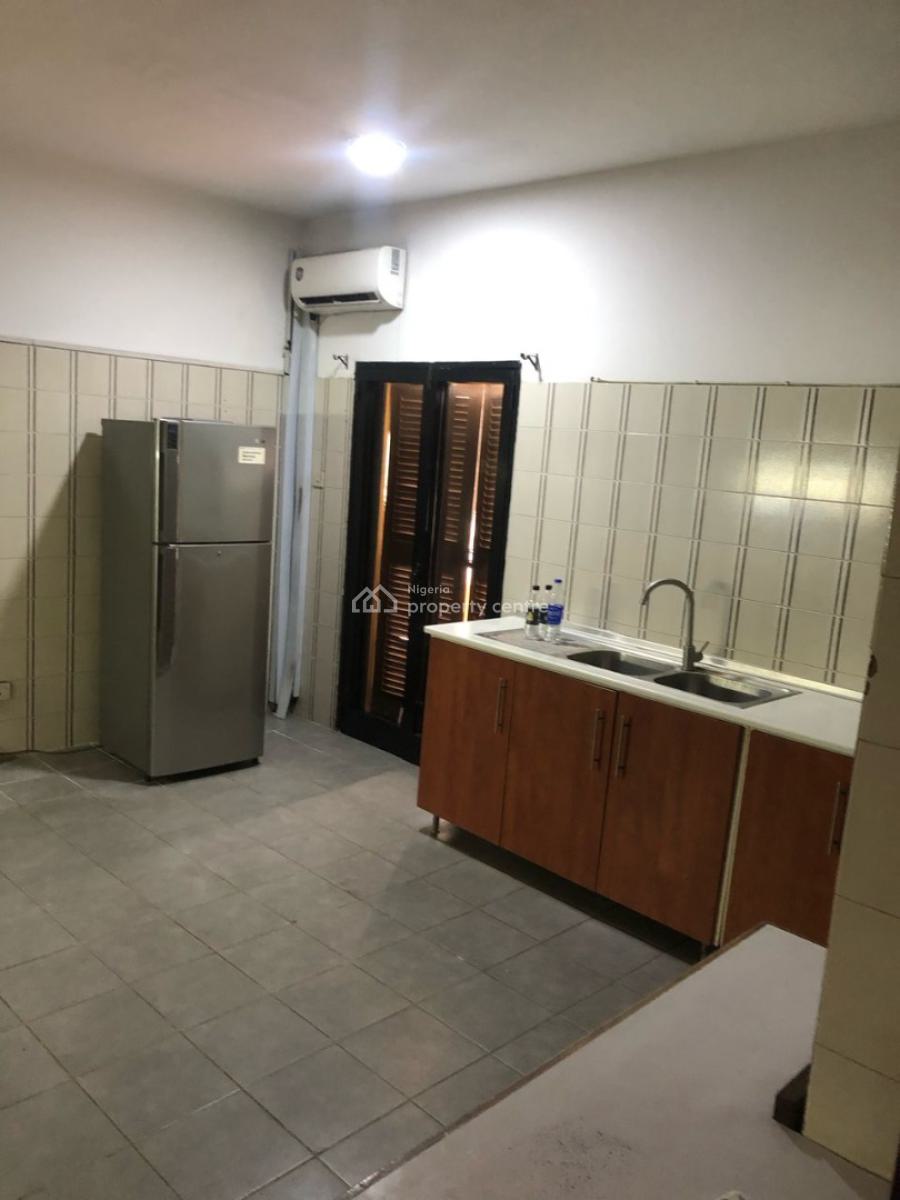 4 Bedroom Apartment with Swimming Pool, Gym, Garden.(expatriates Only), Off Idejo Street, Victoria Island (vi), Lagos, Flat / Apartment for Rent