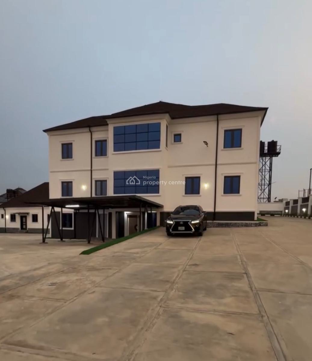8 Bedroom Villa, 3 Bedroom Guest Chalet with Swimming Pool, Naf Valley Estate, Asokoro District, Abuja, Detached Duplex for Sale