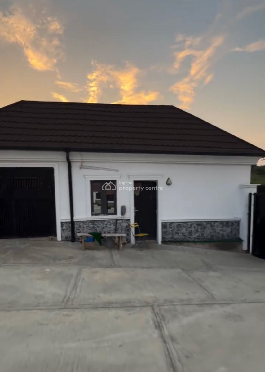 8 Bedroom Villa, 3 Bedroom Guest Chalet with Swimming Pool, Naf Valley Estate, Asokoro District, Abuja, Detached Duplex for Sale
