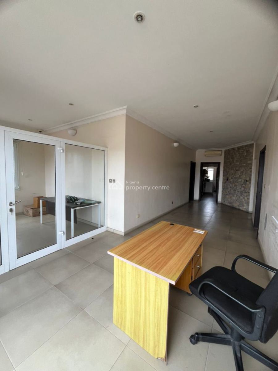 2 Bedroom Apartment Commercial Use Only, Lekki Phase 1, Lekki, Lagos, Commercial Property for Rent