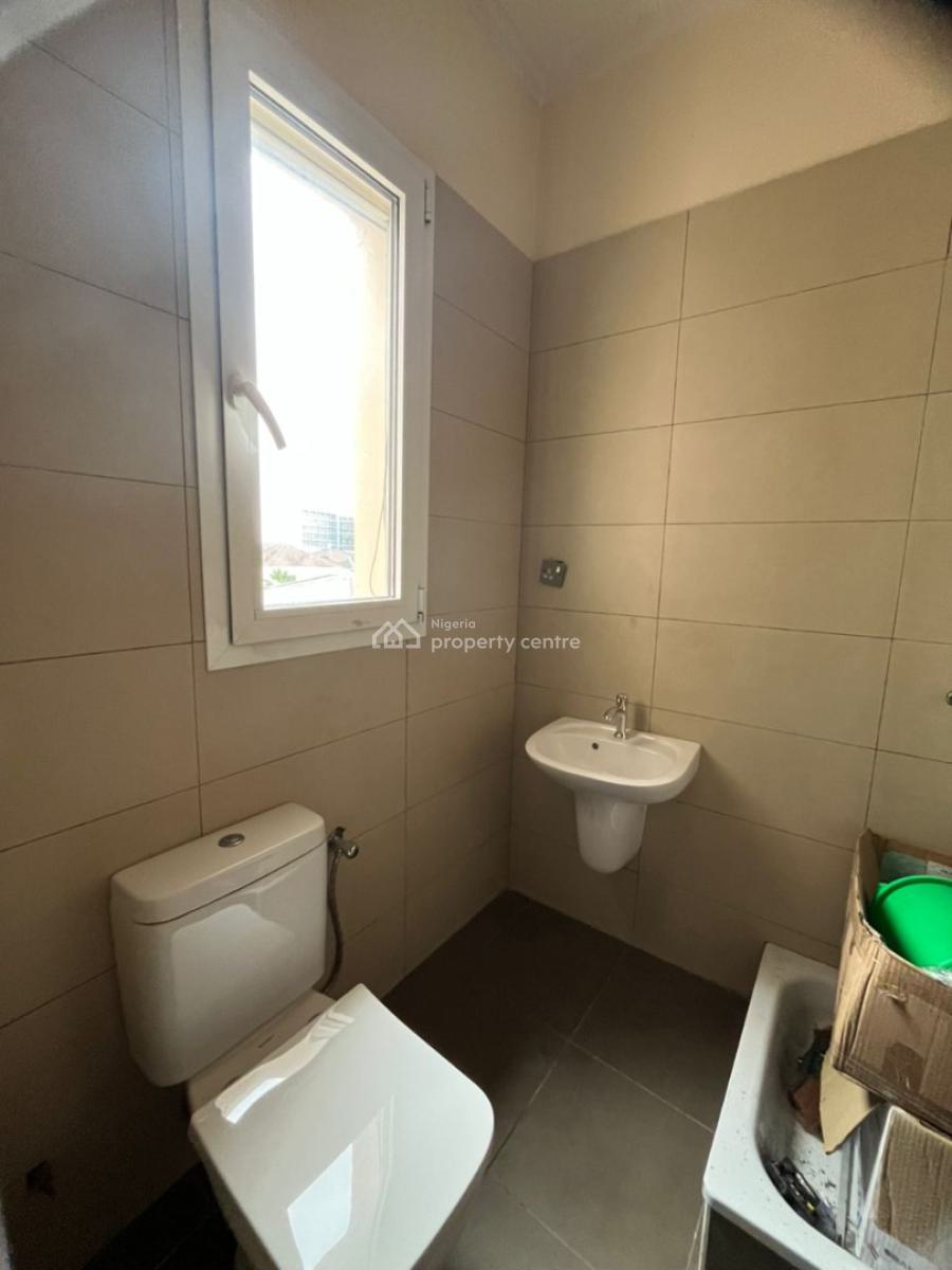 2 Bedroom Apartment Commercial Use Only, Lekki Phase 1, Lekki, Lagos, Commercial Property for Rent