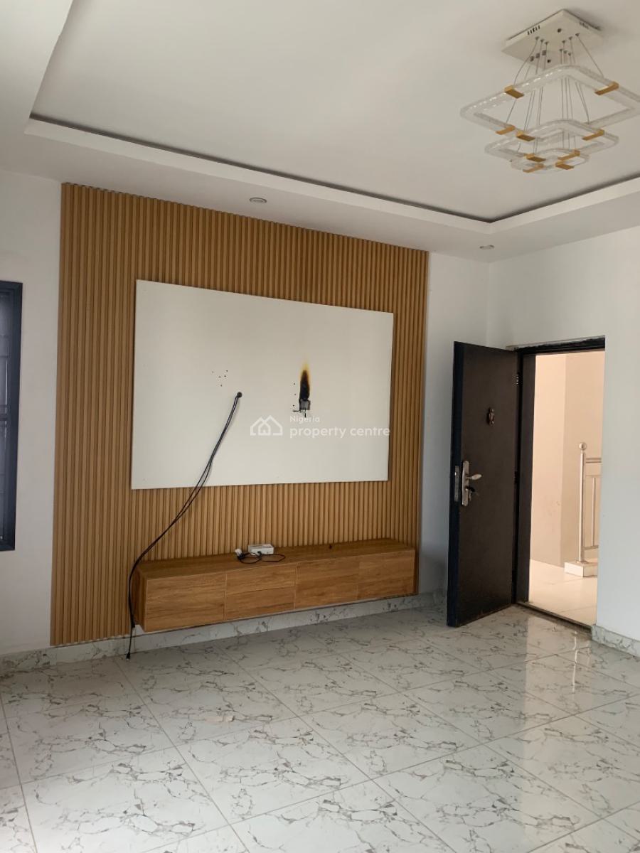 Serviced 2 Bedroom Apartment with Guest Toilet, Orchid, Lekki, Lagos, Flat / Apartment for Rent